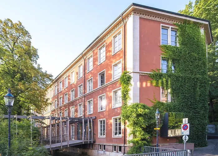 Pet Friendly hotel: Basel Youth Hostel