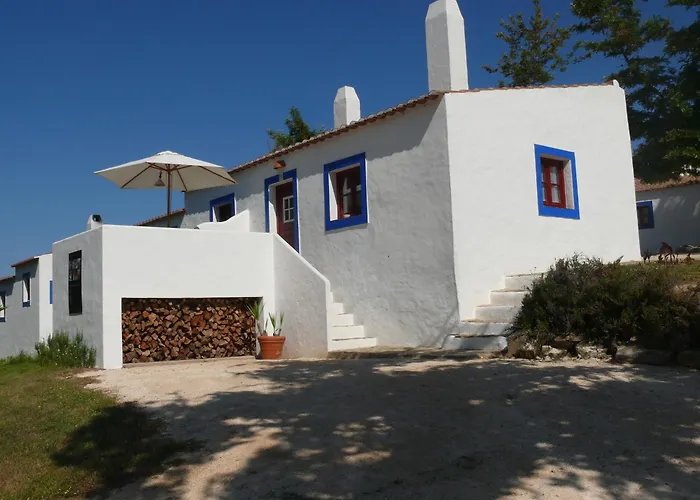Monte Do Adail Turismo Rural Casa De Campo