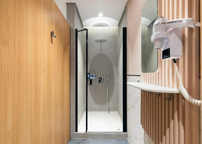 Hotel con vista: Yotelair Istanbul Airport, Duty Free - International Transit Area