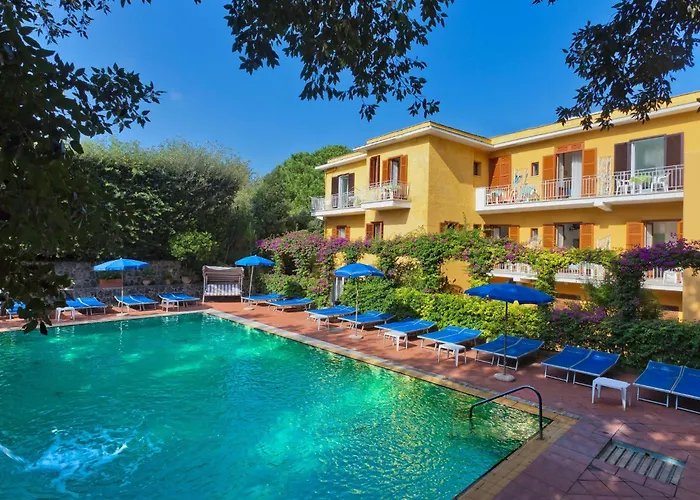 Hotel con piscina: Hotel Cleopatra