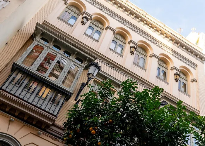 Arco De La Seda - Boutique