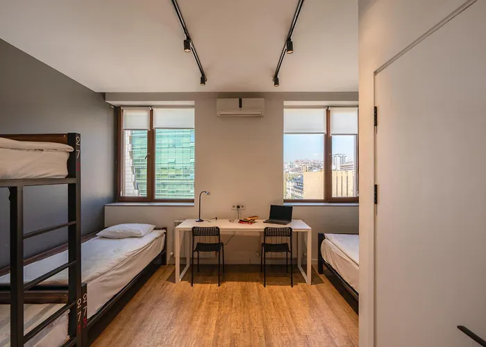 Kantar Hostel