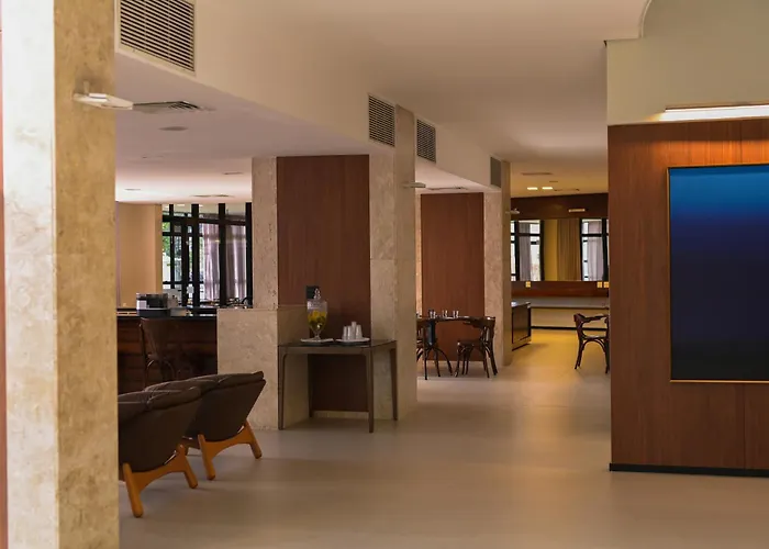 Hotel com vista: Executive Inn Hotel