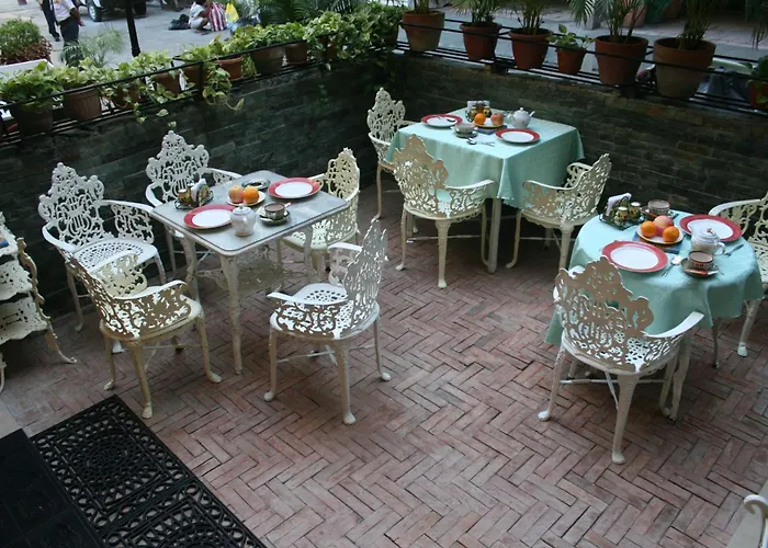 B&B only: Pacific Pensionne