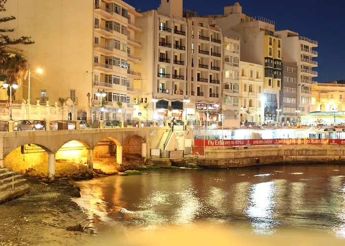 Hotel: St. Julian'S Bay Hotel