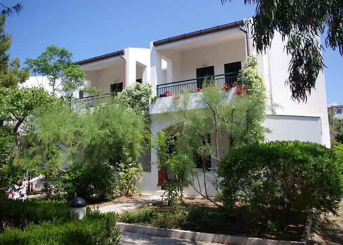 Baia Degli Aranci Suite&Apartments