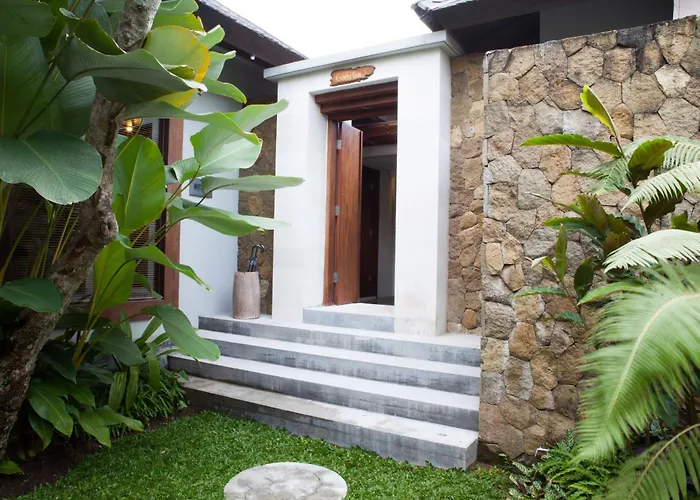 3 star hotel: Swarapadi Villa