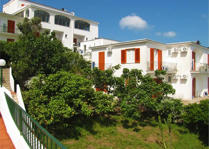 Hotel Con Piscina Bagnitiello