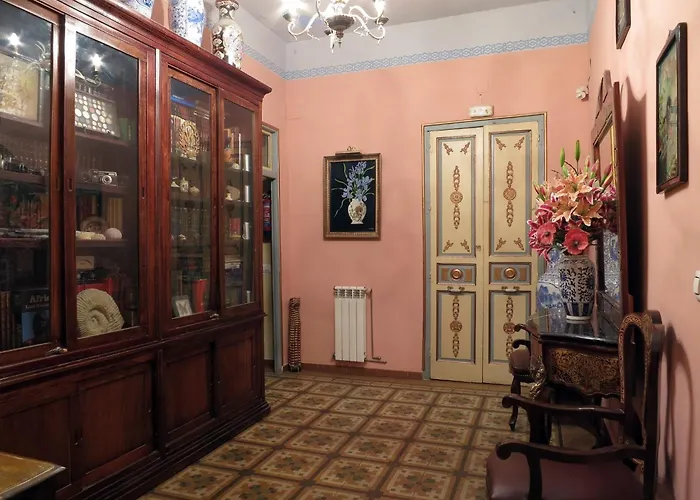 Hostal Horizonte "Check-In On-Line, Recepcion 14H-23H"