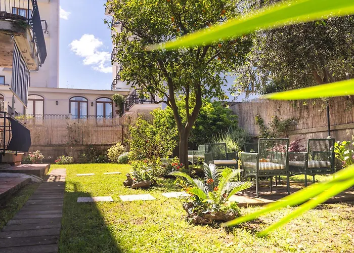 Sorrento Hidden Garden & Rooms