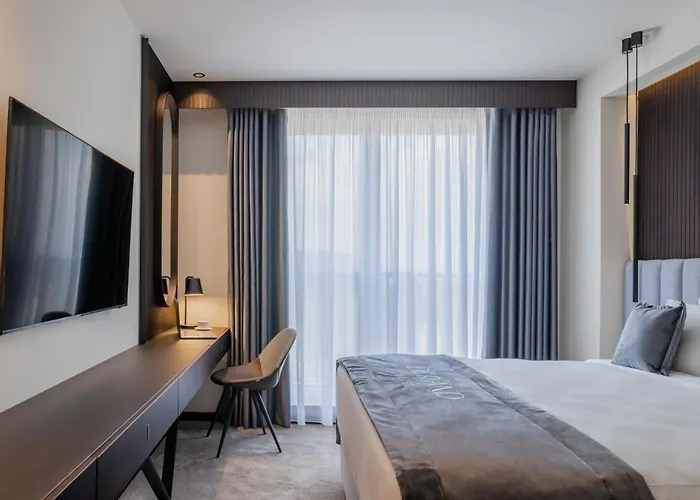Derand Hotel