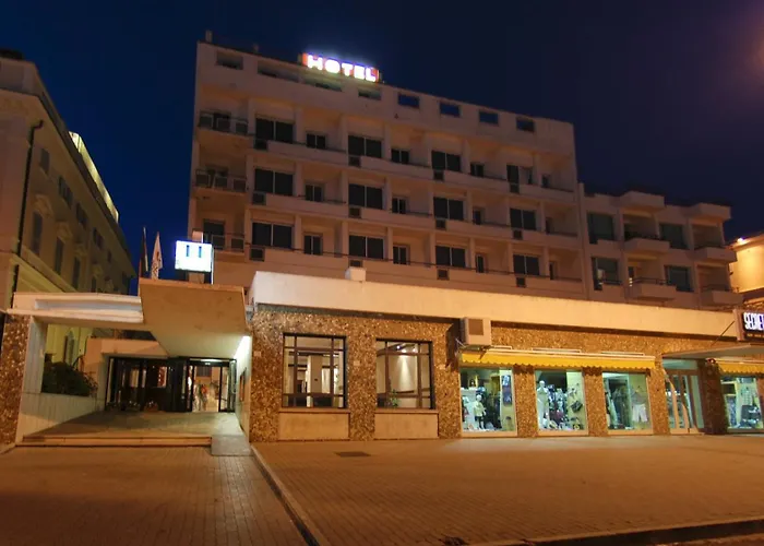 3 star hotel: Hotel Mediterraneo