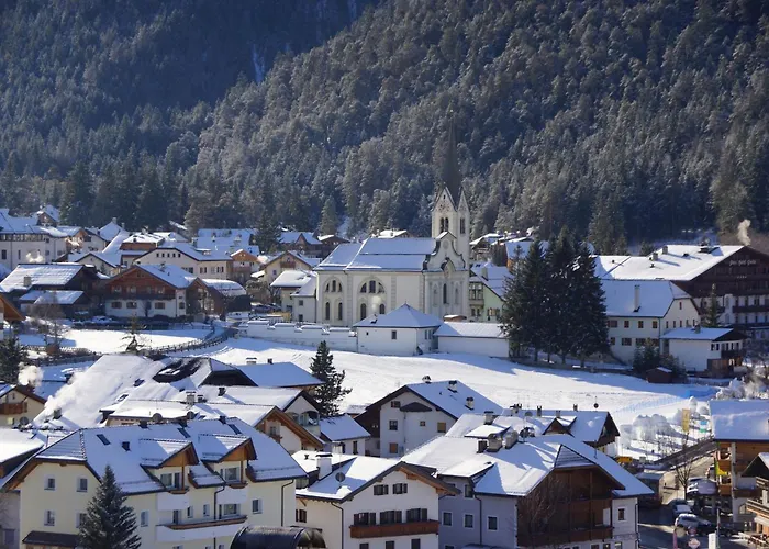 Plan De Corones Apartments