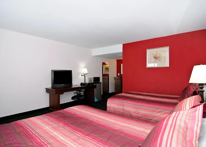 Dog friendly hotels Motel 6 Harrisburg Pa Near Pa Expo Center