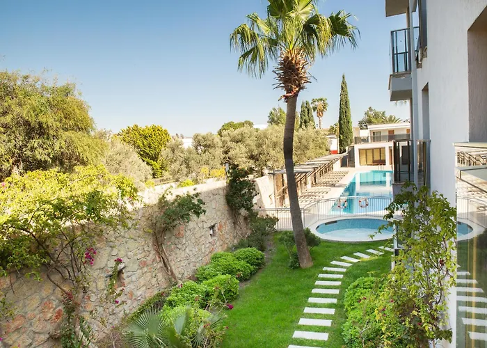 Queen Residence By Important Group Travel