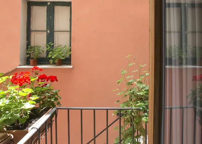  Il Cortile Fiorito