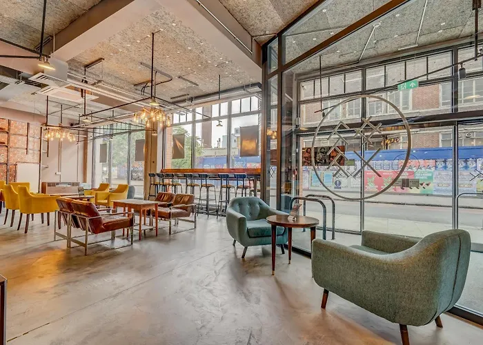 Hotel Jacuzzi: New Road Hotel