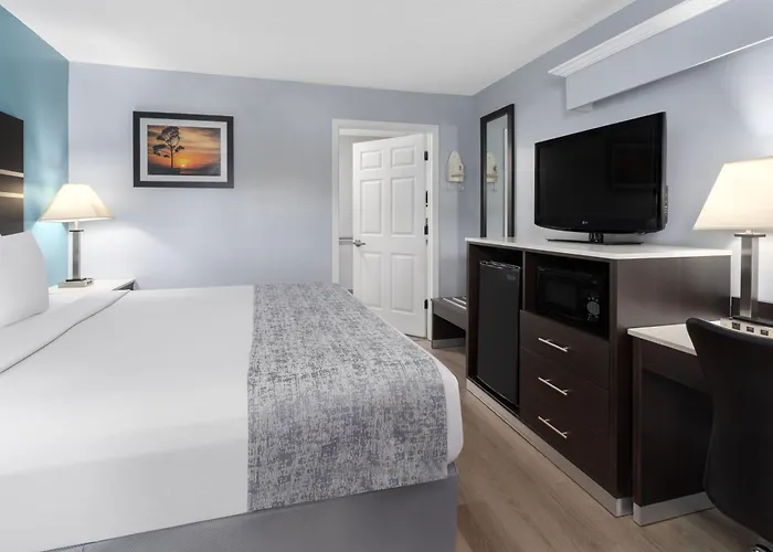 Baymont By Wyndham Brunswick Ga