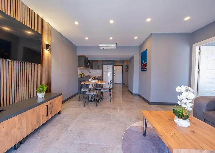 4 sterren hotel: Mrt Suites Lara