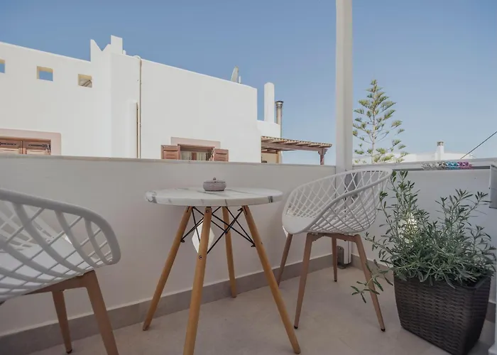 Aparthotel Golden Bird'S Naxos City