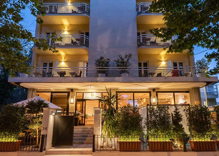 B&B: De La Ville Hotel