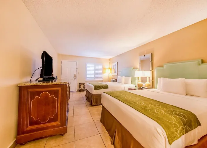 Seasons Florida Resort