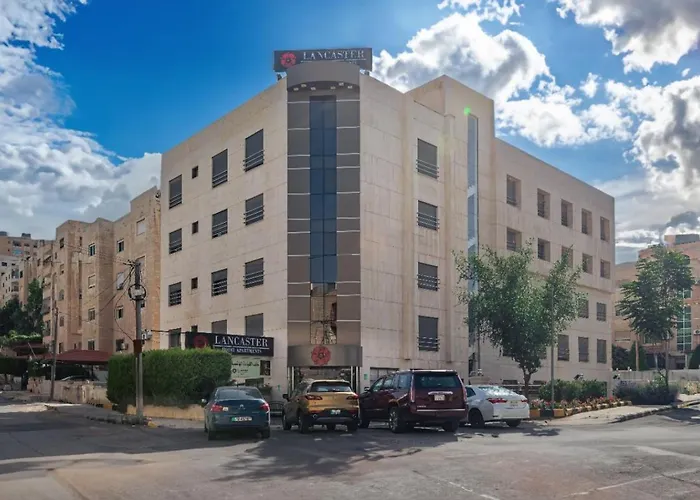 Lancaster Apartments-Gardens