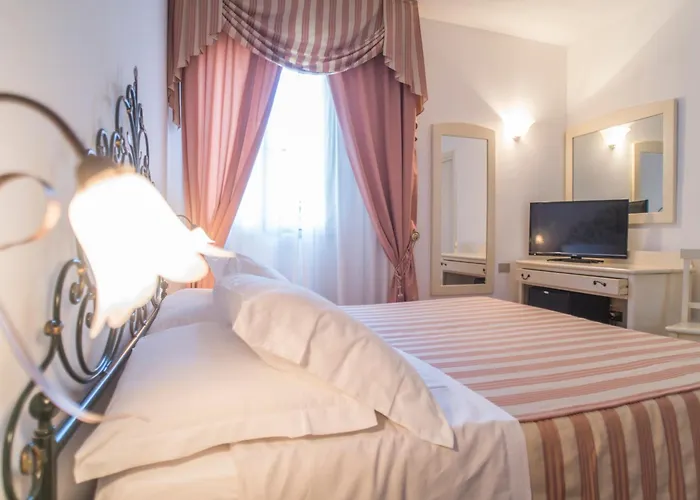 Hotel con vistas: Hotel Terranova