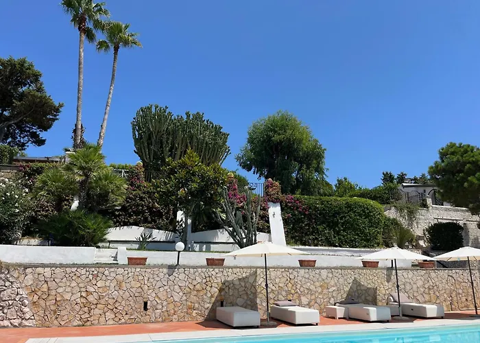 Hotel con piscina: Villa Manni