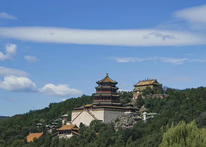 Central hotel: Nostalgia Hotel Beijing Confucius Temple And Imperial College Museum & Gui Street