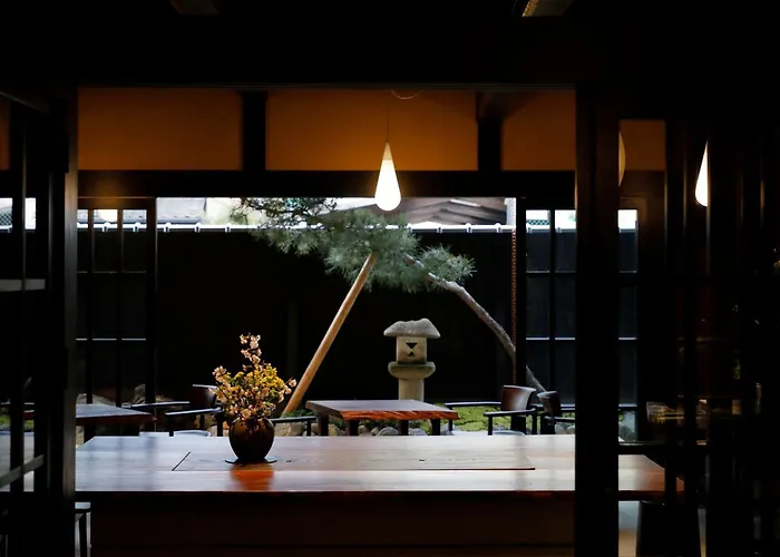 Kyomachiya Ryokan Sakura Urushitei