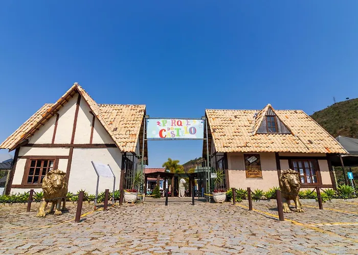 Castelo De Itaipava - Hotel, Eventos E Gastronomia