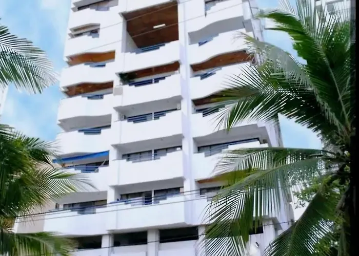 Alquiler de vacaciones: Edificio Marina del Rey Cartagena