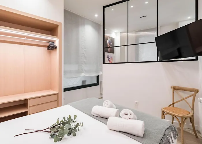 Albergo a parte: Charming La Almudena