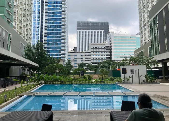 Hotel with pool: Casa Florentine, Avida Towers Riala Tower 4, It Park