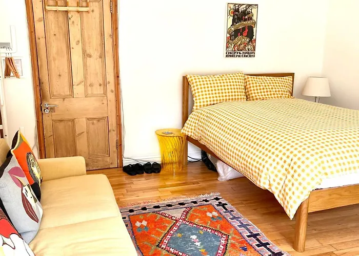 Central Waterloo - Private Rooms In Shared