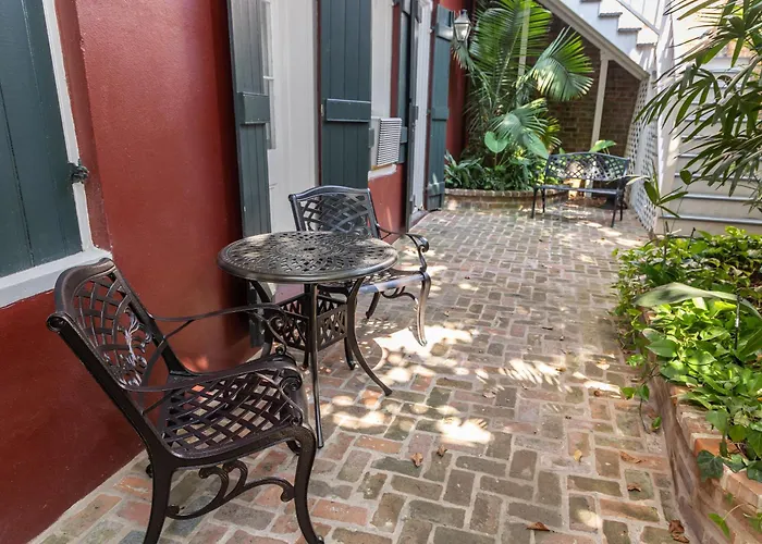 On St. Peter, A French Quarter Guest Houses Property