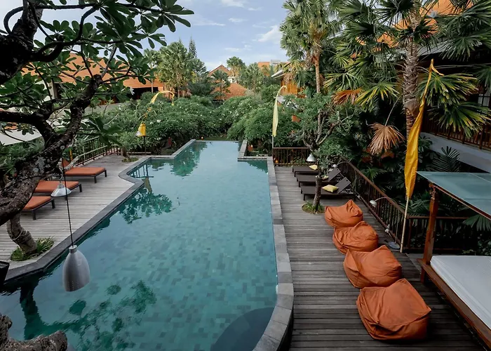 Hotel with view: Fourteen Roses Boutique Hotel, Kuta