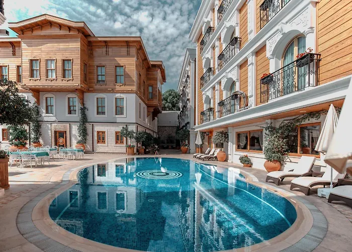 Seven Hills Palace & Spa