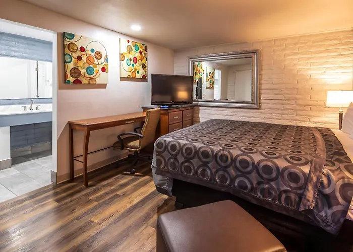 Resort: Hitching Post Studios Inn