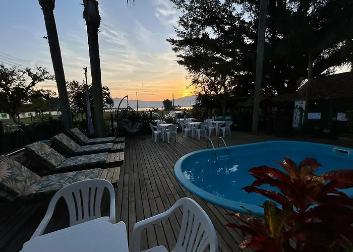 Pousada Canoa Azul Na Praia Da Ferrugem Garopaba
