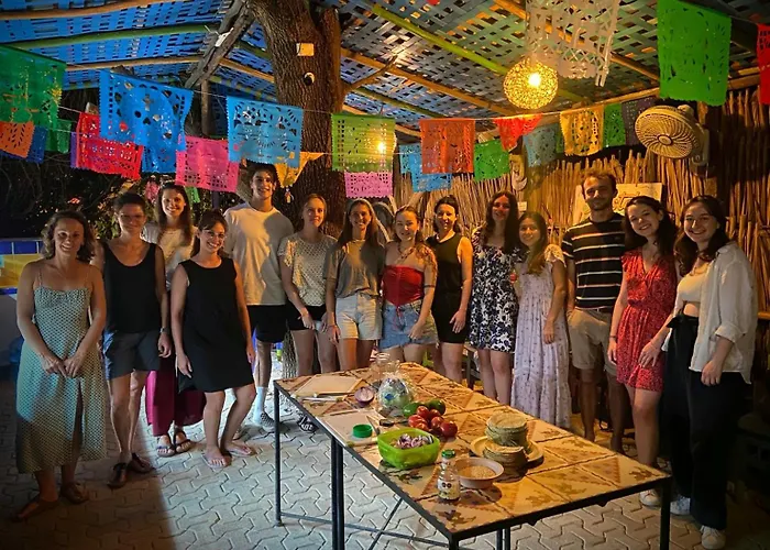 Hotel near College: Hostel Candelaria