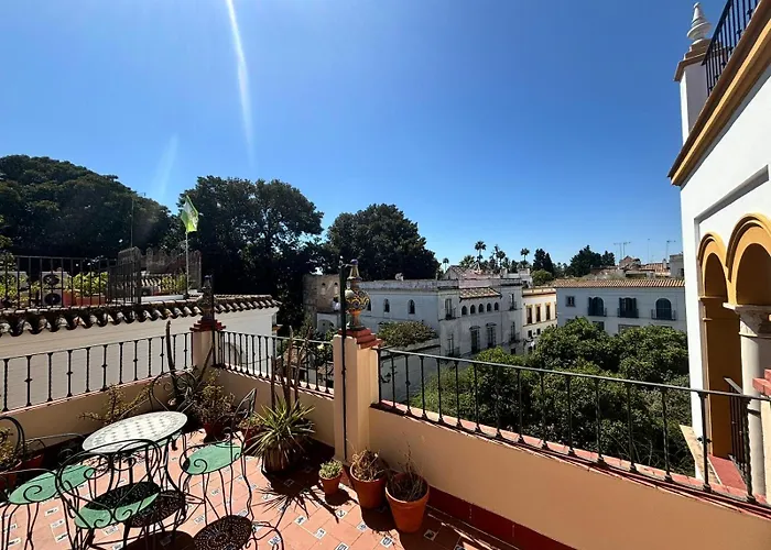 Plaza De Santa Cruz
