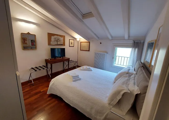  Griffoni 7