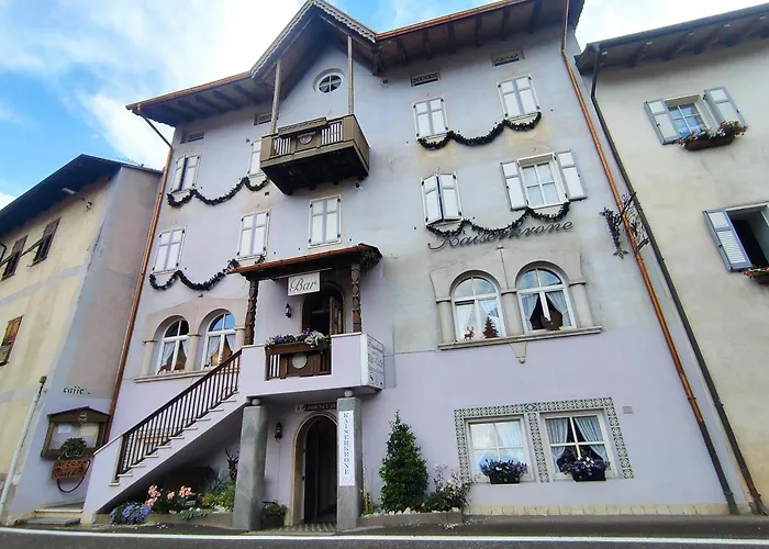 Kaiserkrone Charming Retreat