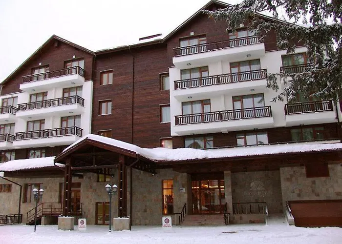 Hills Ski & Spa