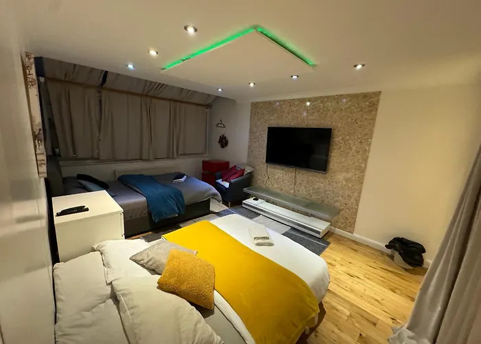 Pension Guide Cozy Rooms Near Central London