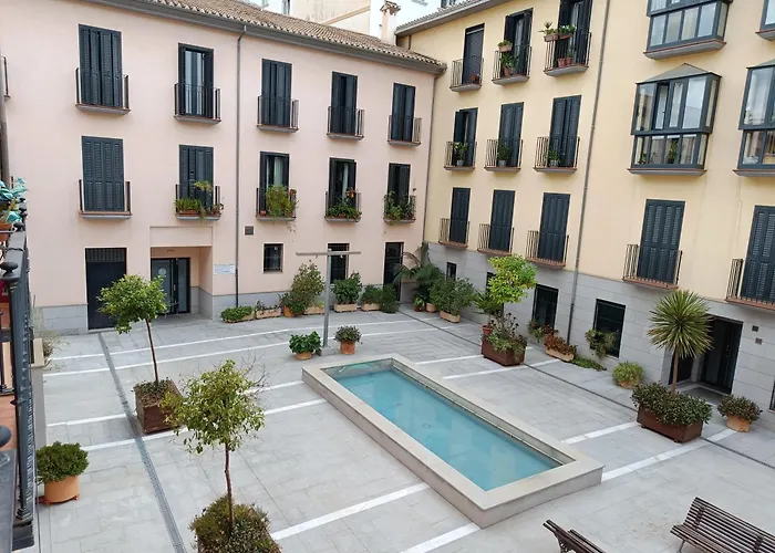 Apartamentos Palacio de los Jerónimos