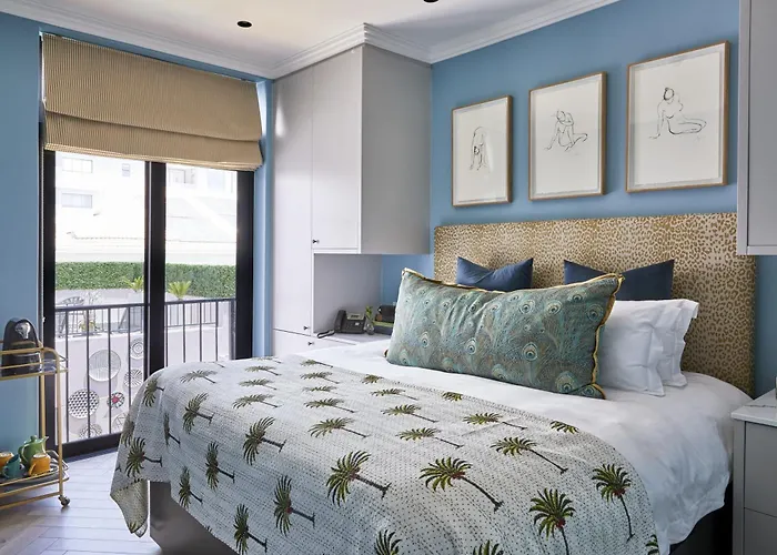 Pineapple House Boutique Hotel