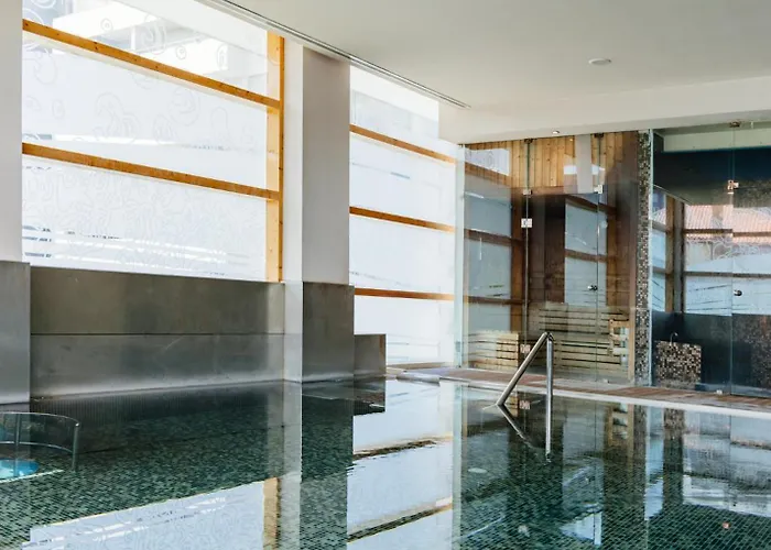 Axis Porto Business & Spa